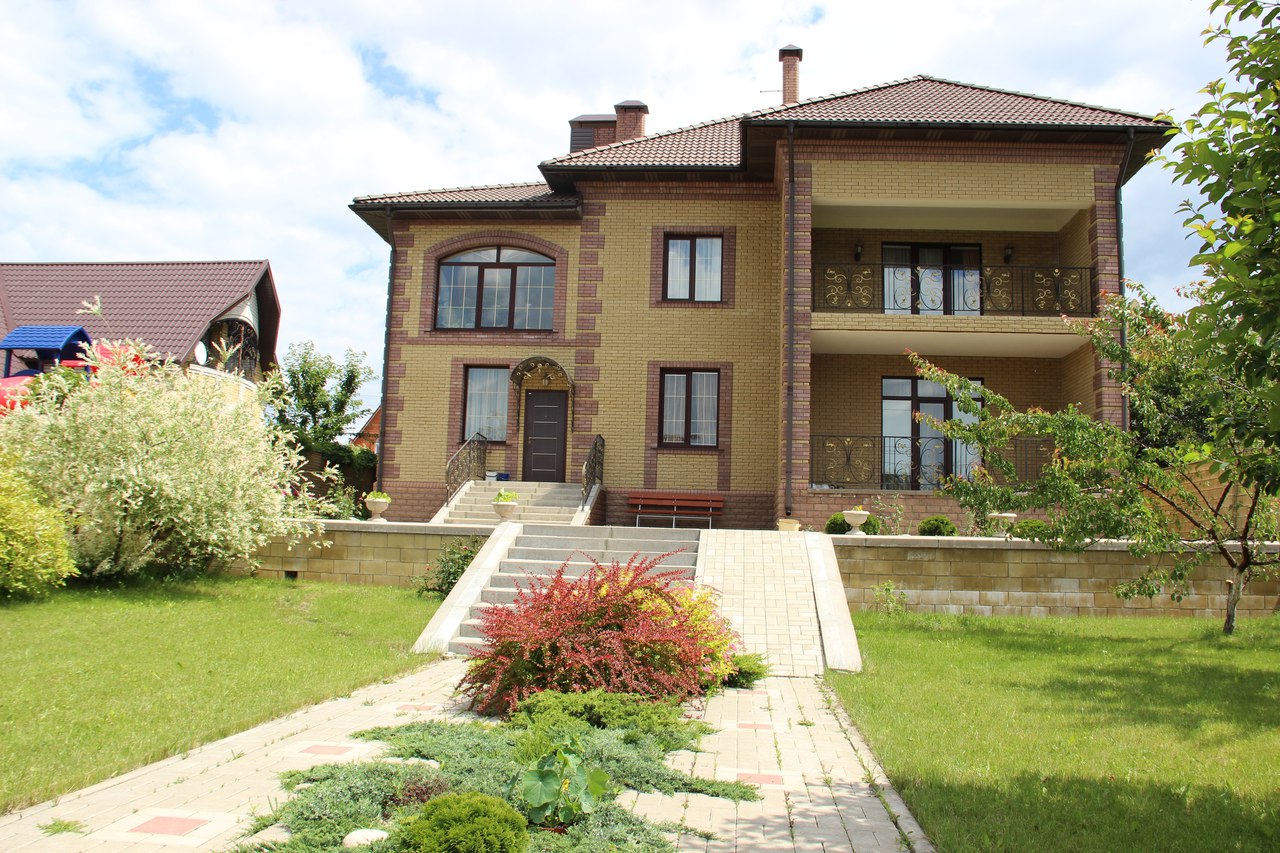 For sale Manor Farm, Белгород, Belgorod Oblast, Russian Federation, п ...