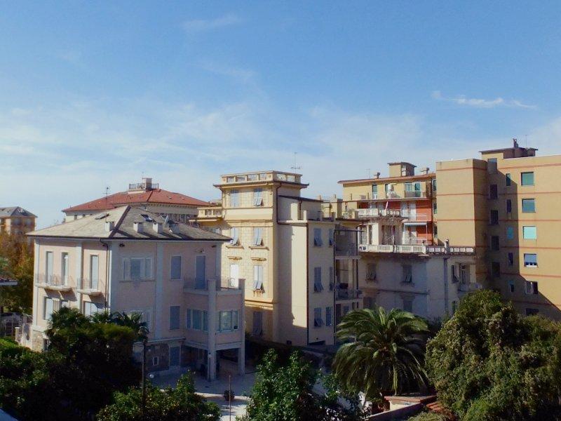 Vendita Bilocale, Lavagna, Genova, Italia, Piazza Cordeviola