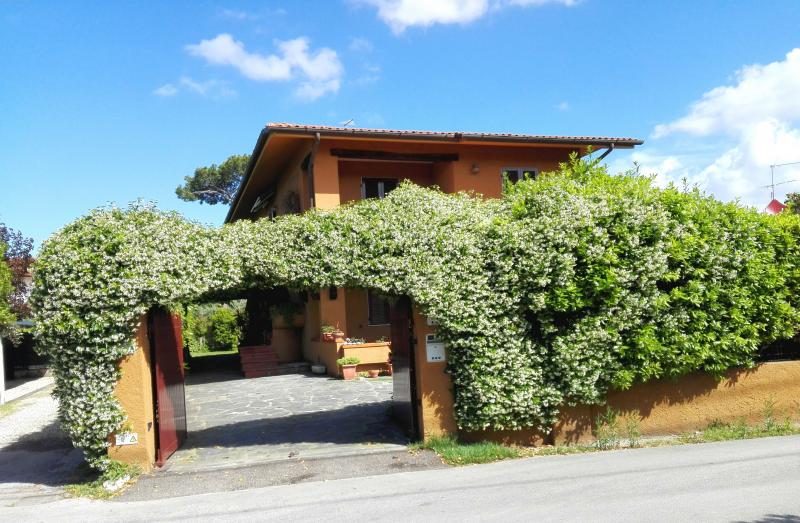 Vendita Villa, Forte dei Marmi, Lucca, Italia, Via Fratelli Cervi 11